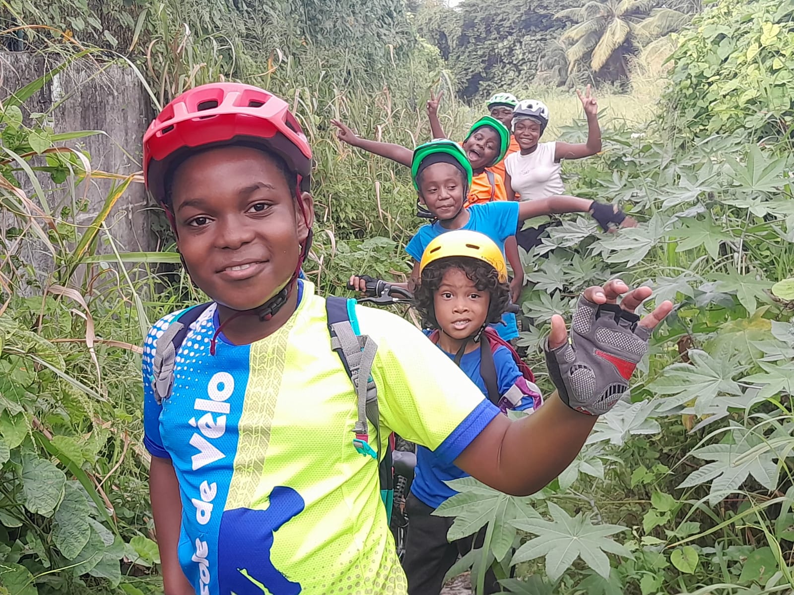 Cours de vélo pour senior au vélodrome de Gourdeliane